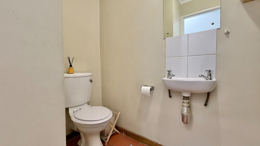 To Let commercial Property for Rent in Mall Interchange Western Cape